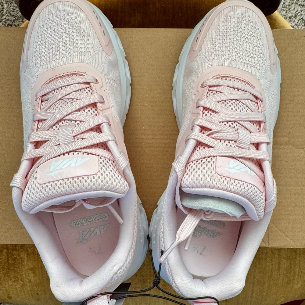 Women's Pink Athletic Shoes